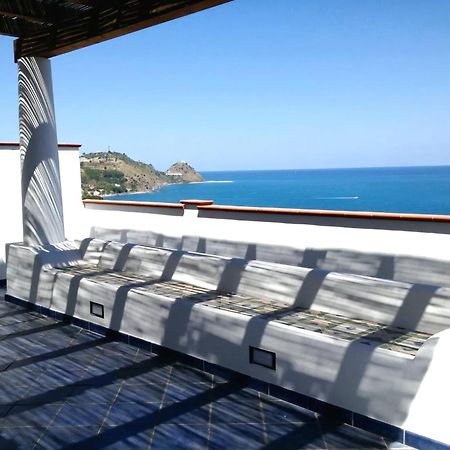 Magico Appartamenti Scafa - Marina Capo D'Orlando Bagian luar foto