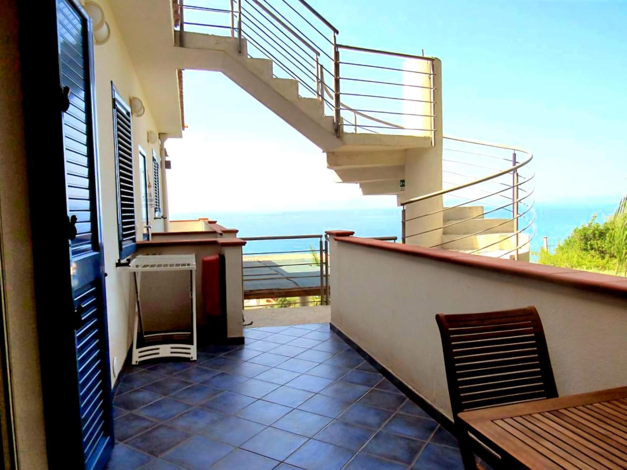 Magico Appartamenti Scafa - Marina Capo D'Orlando Bagian luar foto