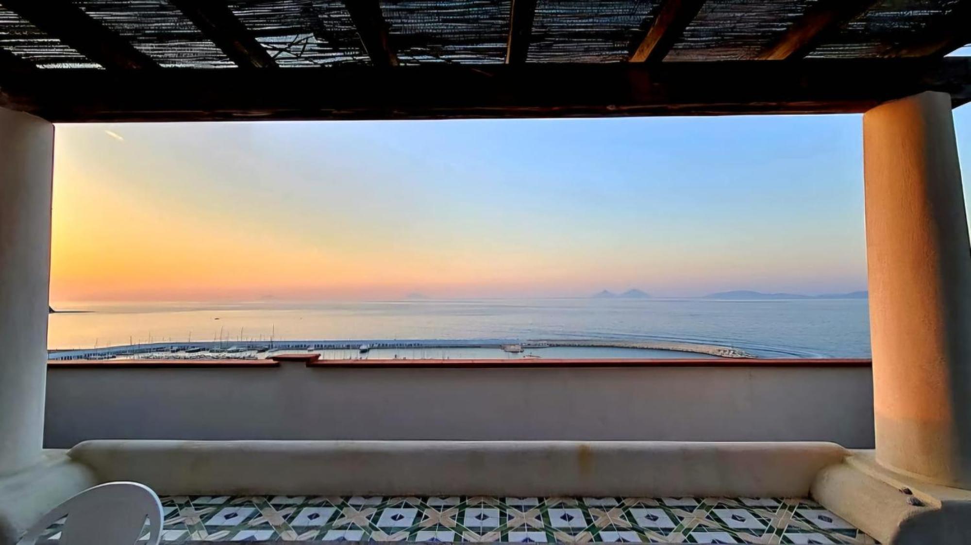 Magico Appartamenti Scafa - Marina Capo D'Orlando Bagian luar foto