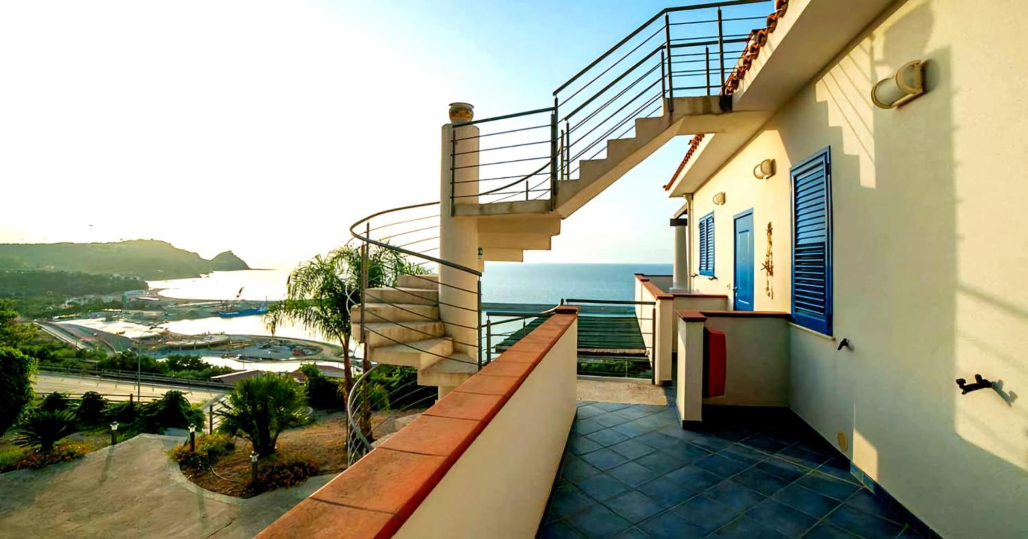 Magico Appartamenti Scafa - Marina Capo D'Orlando Bagian luar foto