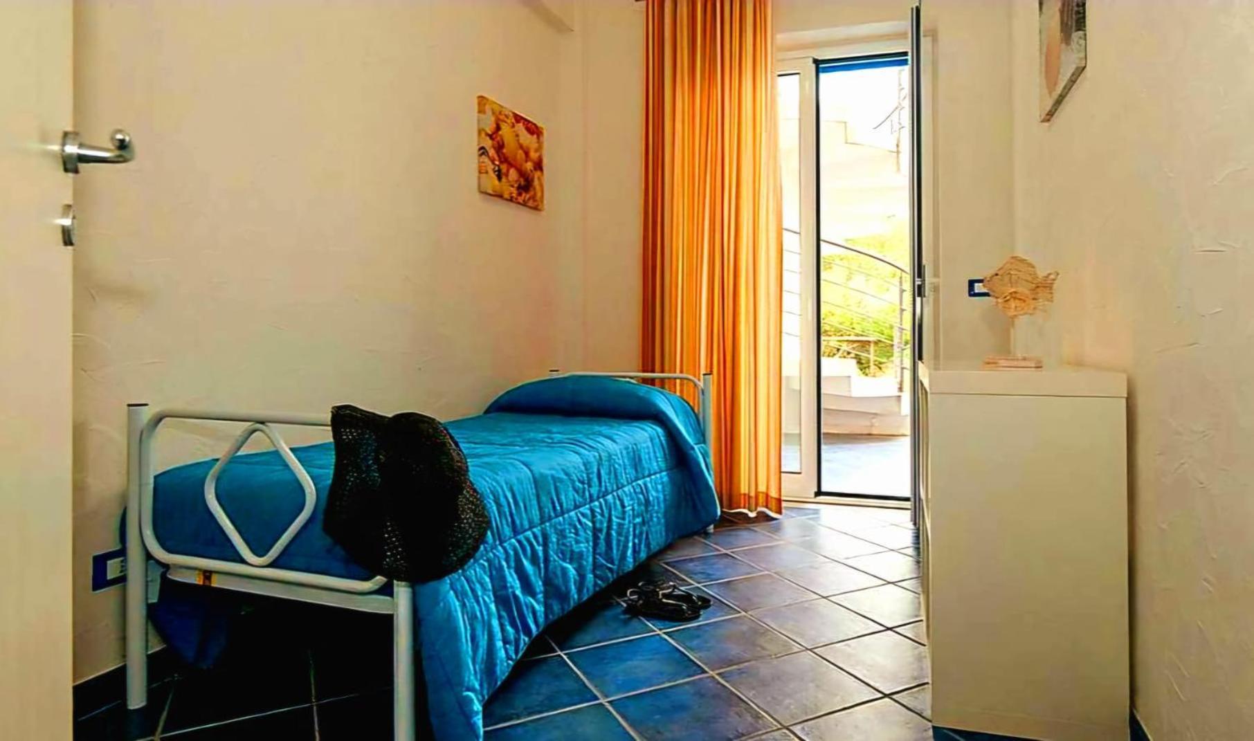 Magico Appartamenti Scafa - Marina Capo D'Orlando Bagian luar foto